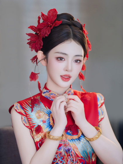 신부의 인기있는 빨간 꽃 머리 장식 중국 스타일 헤어 클립 하이 엔드 새로운 중국 토스트 의류 및 웨딩 액세서리 신부의 인기있는 빨간 꽃 머리 장식 중국 스타일 헤어 클립 하이 엔드 새로운 중국 토스트 의류 및 웨딩 액세서리