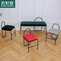 北欧ins家用梳妆凳现代简约换鞋凳轻奢网红化妆凳休闲小椅玄关凳