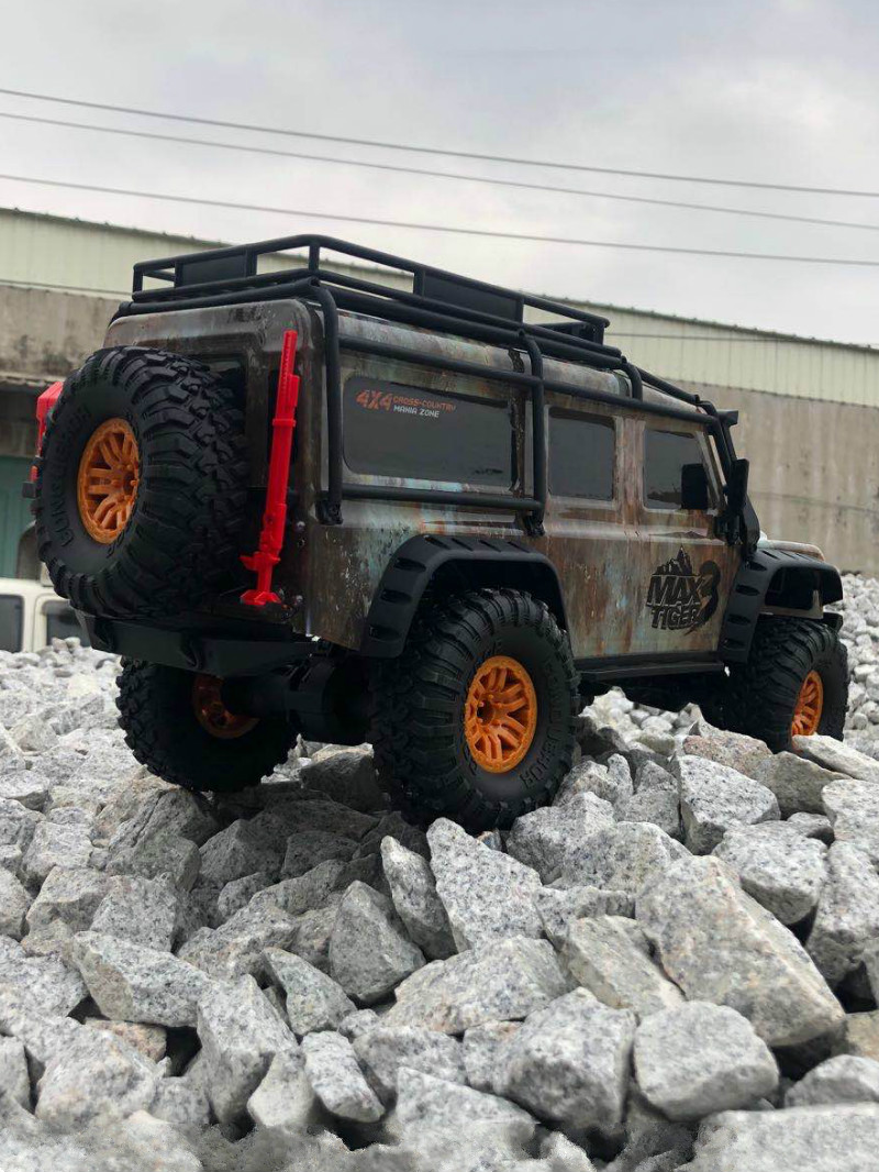 煌博rc路虎卫士四驱攀爬车