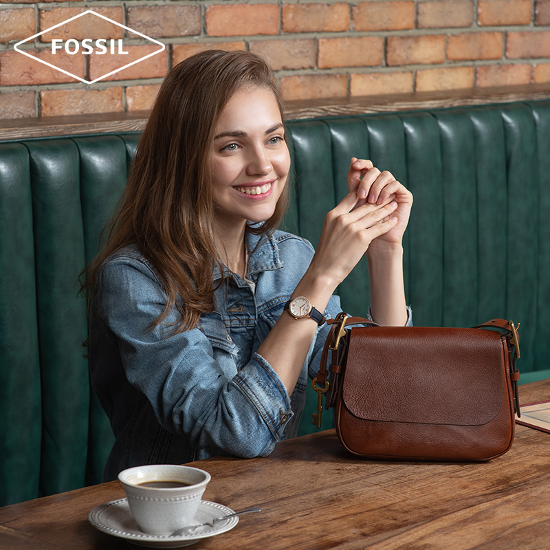 0点开始 杨紫同款 Fossil 化石 女式小方包 斜挎包 多重优惠折后￥447.2包邮 2色可选