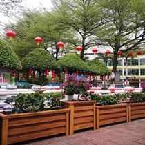 Can be set for outdoor flower case guardrails Courtyard Balcony Aluminum Alloy Commercial Street Real Estate Square Planting Box Wood Grain