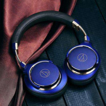 Audio Technica Iron Triangle ATH-MSR7SE Stranger Wife Limited Edition Portable Headset Earphones Evergreen Collection Hifi Fever High Analysis