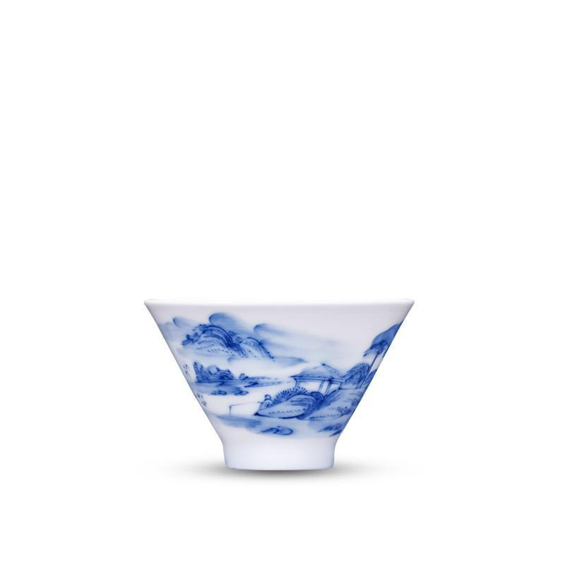 Jingdezhen ceramic masters cup kung fu tea cups small blue and white landscape tea sample tea cup bowl hand - made personal single CPU