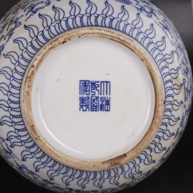 The Qing qianlong happy character lines design blue and white tie up branches applique antique porcelain household of Chinese style furnishing articles old goods collection process