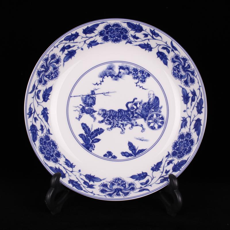 Jingdezhen porcelain qianlong blue - and - white guiguzi down the hill to admire the new Chinese style originality, the counter desktop decoration plate