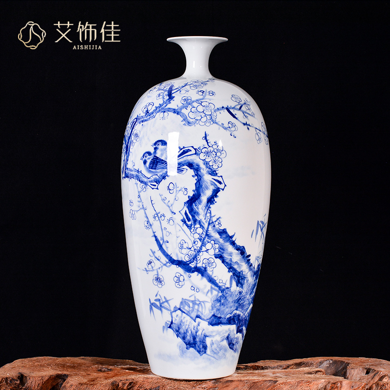 The Master of jingdezhen ceramic hand - made harbinger figure vases, flower arranging Chinese style living room TV cabinet porch decoration furnishing articles