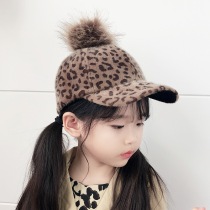 GIRLS BASEBALL cap Autumn and winter girls BAO WEN hair ball cap Korean fashion trend MOTHER and daughter hat CHILDRENs cap
