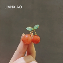 Simple Summer Delicate Small Cherry Brooch Needle Upscale Womens Fashion Creative Day Series Sensations Fruit Pins Fixed Trinkets