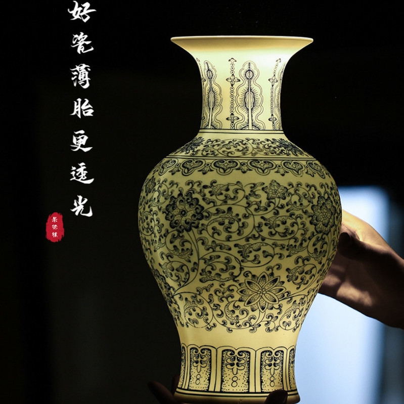Jingdezhen Chinese unglazed ceramic thin foetus blue and white porcelain vase, the sitting room porch retro flower arranging TV ark, furnishing articles