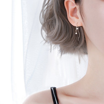 Pure silver Han version temperament small solid Tetris earline extremely simple and long flow suelline ear student Ornament Accessories