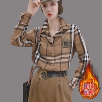 European station 2021 spring and autumn new velvet plaid shirt top womens design sense retro Hong Kong taste shirt European winter