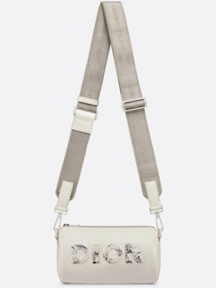 dior 字母圆筒斜挎包-潮流型哥