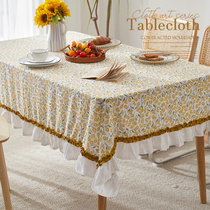 The idyllic style is small and fresh and the American country's long square deck living room is a few cushion table cloth