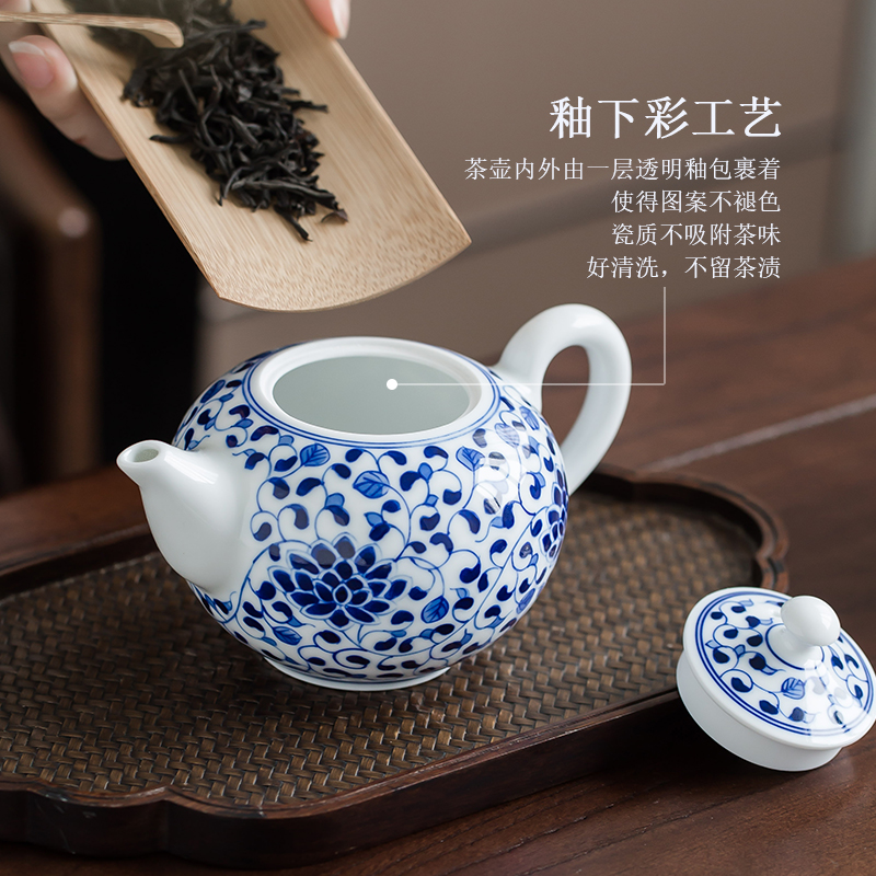 Jingdezhen up the fire which is blue and white porcelain pot small single pot of hand - made of lotus flower ceramic kung fu tea set home