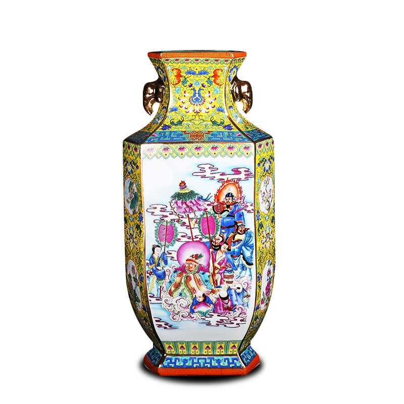 Jingdezhen ceramics vase archaize qianlong famille rose porcelain vase after classical Chinese style rich ancient frame is placed in the living room