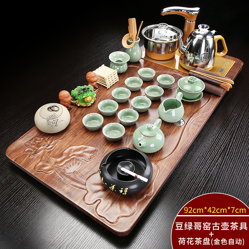 Automatic kung fu tea set with violet arenaceous contracted solid wood tea tray, making tea cups of a complete set of the tea taking