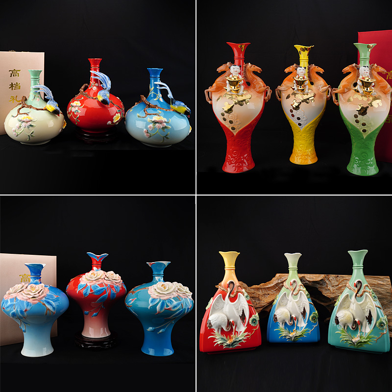 Jingdezhen ceramic wine jars 5 jins put colored enamel painting of flowers and furnishing articles empty wine bottle sealed mercifully hip flask