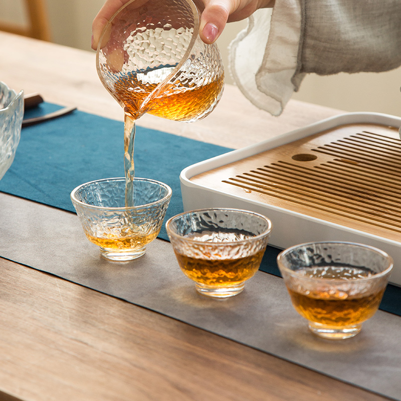 Japanese high - temperature glass kung fu tea sets, small household hammer of a complete set of tea pot lid bowl with tea cups