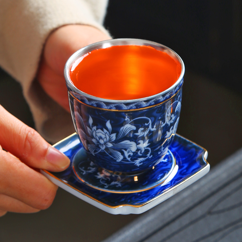 Kung fu tea cups of jingdezhen ceramic cup with single with blue water home tea cups of tea cup cup mat