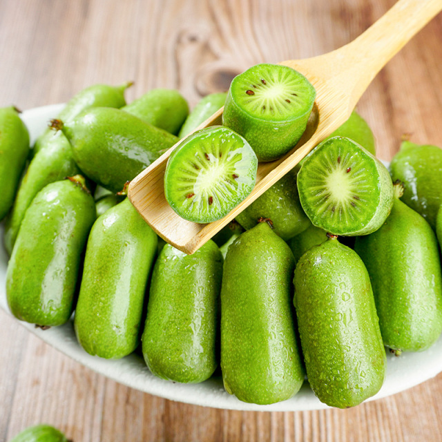 丹东现摘稀有软枣猕猴桃整箱包邮