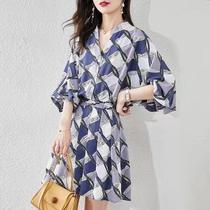 Fall 2021 V-neck waist thin retro plaid dress versatile slim midi dress