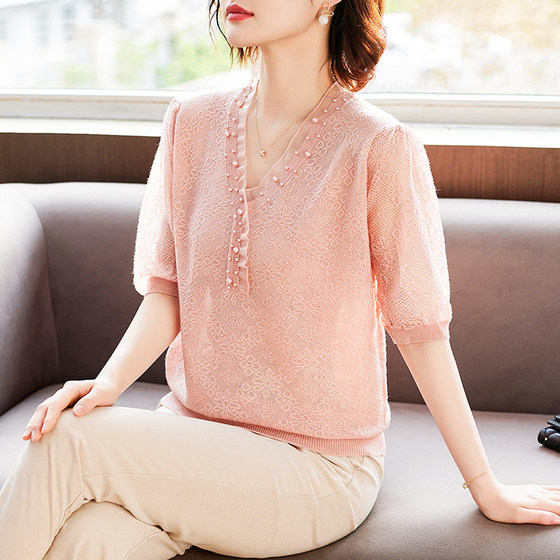 Middle-aged mother's summer clothes, Xiaoxiang Fengbing Silk Shirt, Middle-aged and elderly women's short-sleeved knitted T-shirt top
Middle-aged mother's summer clothes, Xiaoxiang Fengbing Silk Shirt, Middle-aged and elderly women's short-sleeved knitted T-shirt top