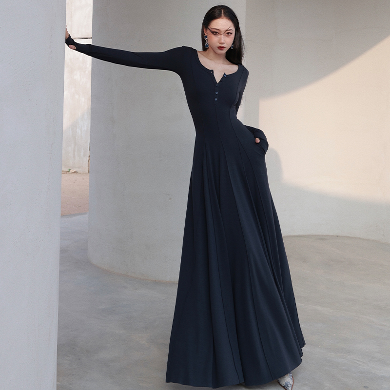 Xiao Li XIAOLI swan song knit long sleeve dress Nedress with autumn winter temperament Advanced pendant senssing slim dress-Taobao