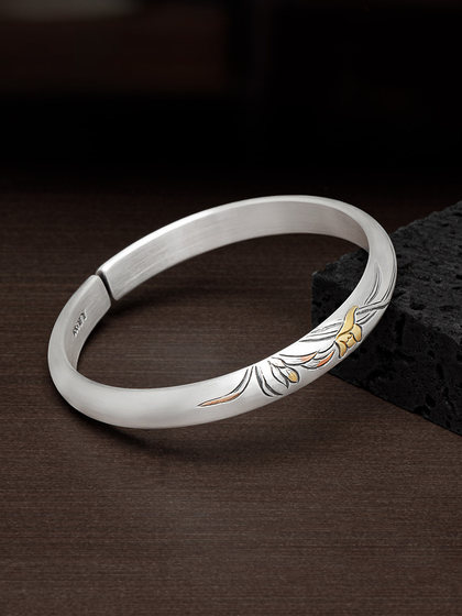 Clivia Foot Silver 999 Sterling Silver Bracelet Hand-Engraved Orchid 잔디 고대 스타일 장인 정신과 민족 스타일 오픈 실버 브레이슬릿 Clivia Foot Silver 999 Sterling Silver Bracelet Hand-Engraved Orchid 잔디 고대 스타일 장인 정신과 민족 스타일 오픈 실버 브레이슬릿