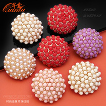 Small fragrant wind pearl button female coat sweater sweater sweater retro fashion 100 hitch round metal big number buckle