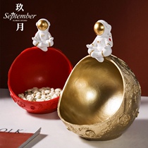 Nordic astronaut entrance key storage ornaments Home accessories Living room coffee table Nut snack fruit plate storage box