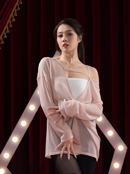 작은 재스민 라틴 댄스 탑 메쉬 스팽글 블라우스 성인 2024 새로운 대형 느슨한 느슨한 현대 훈련복 작은 재스민 라틴 댄스 탑 메쉬 스팽글 블라우스 성인 2024 새로운 대형 느슨한 느슨한 현대 훈련복
