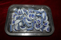 Cricket bowl Cricket pot Crescent shaped small goldfish pattern pool sink Water bowl Water butterfly water bowl Water basin