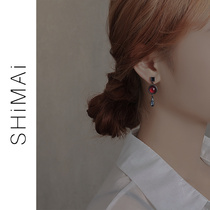 Baroque Drop Earrings 2021 New Wave Small Crowddesign Sensation Retro-Ear Decorated Red Beads Temperament Earrings Woman