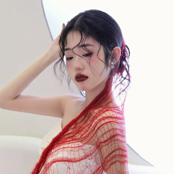새로운 스타일 신부 웨딩 헤드 드레스 개인화 된 틈새 베일 폐기물 토양 찢어진 바람 메쉬 숄 사진 새로운 스타일 신부 웨딩 헤드 드레스 개인화 된 틈새 베일 폐기물 토양 찢어진 바람 메쉬 숄 사진