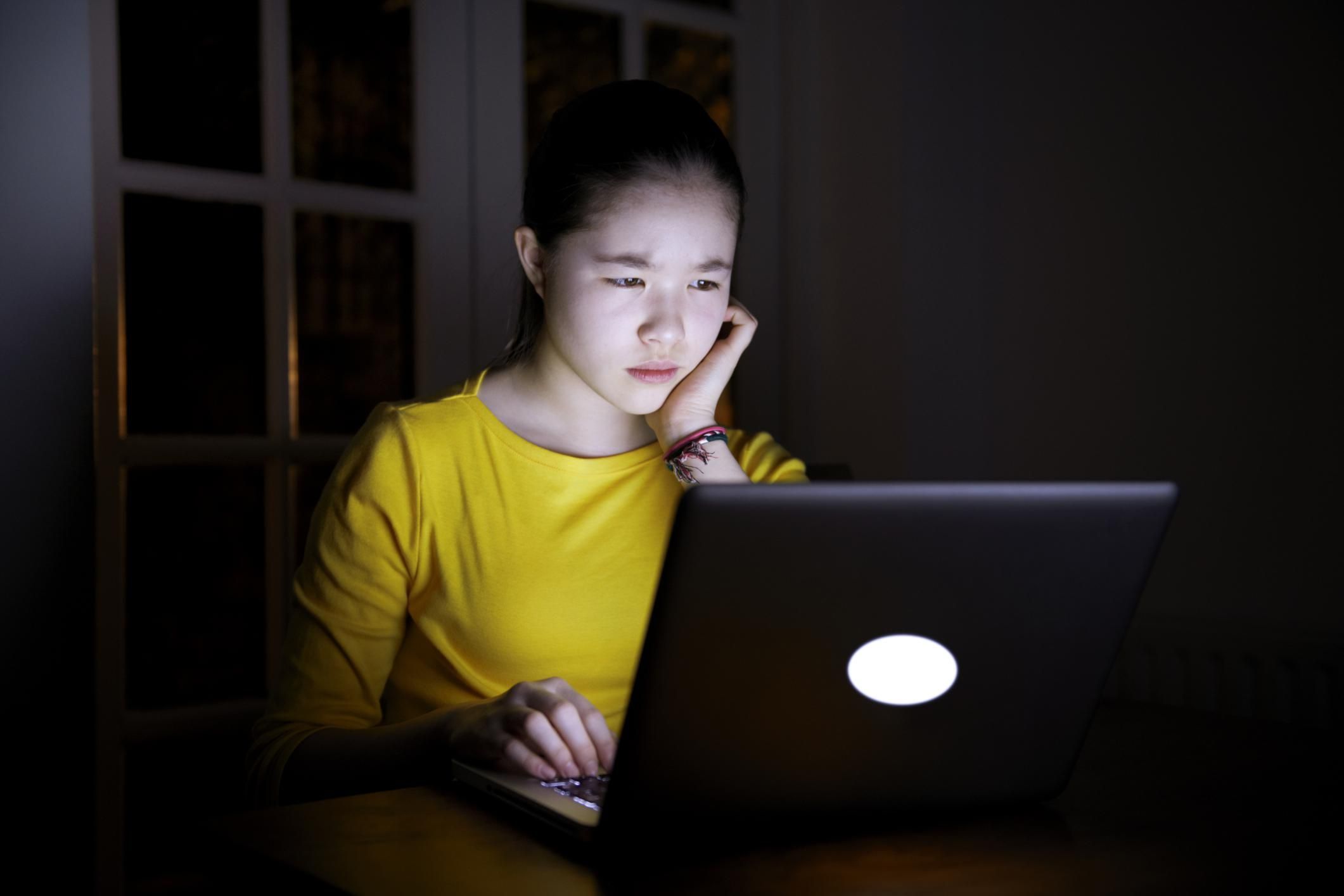 熬夜透支身体害处多,要怎么调理?