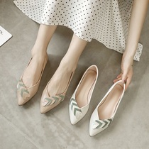 Summer flat shoes single shoes 2021 summer and autumn pointed head four seasons Joker fairy wind soft leather soft bottom ladyshoes large size boat shoes