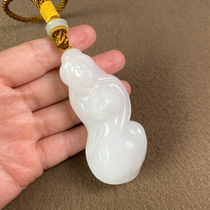 Xinjiang Hetian white seed material beauty like Jade hand hand wingwen play pieces meet Noble jewelry jade pendant pendant