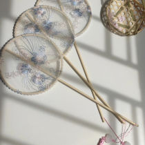 Ancient wind tuan fan female embroidery small round fan Hanfu photo props dancing fan breaking cloud fan adult long handle