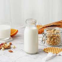 (Star recommendation shoot 1 send 2 boxes)Adopt a cow pure milk 250mlX12 boxes X2 boxes full box