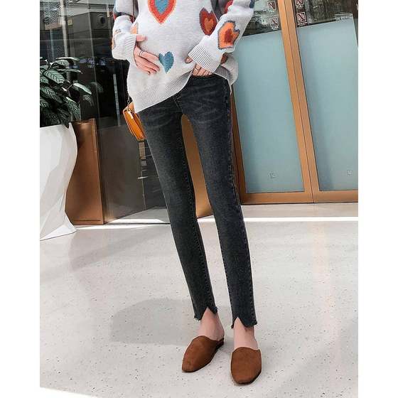 New style of 18-bellied pregnant women jeans, trousers, nine-point legs, outer leggings, pregnancy 8093 pregnancy suit
New style of 18-bellied pregnant women jeans, trousers, nine-point legs, outer leggings, pregnancy 8093 pregnancy suit