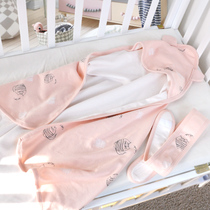 Pure cotton baby bag held by a double layer baby in spring and autumn to be held by newborns