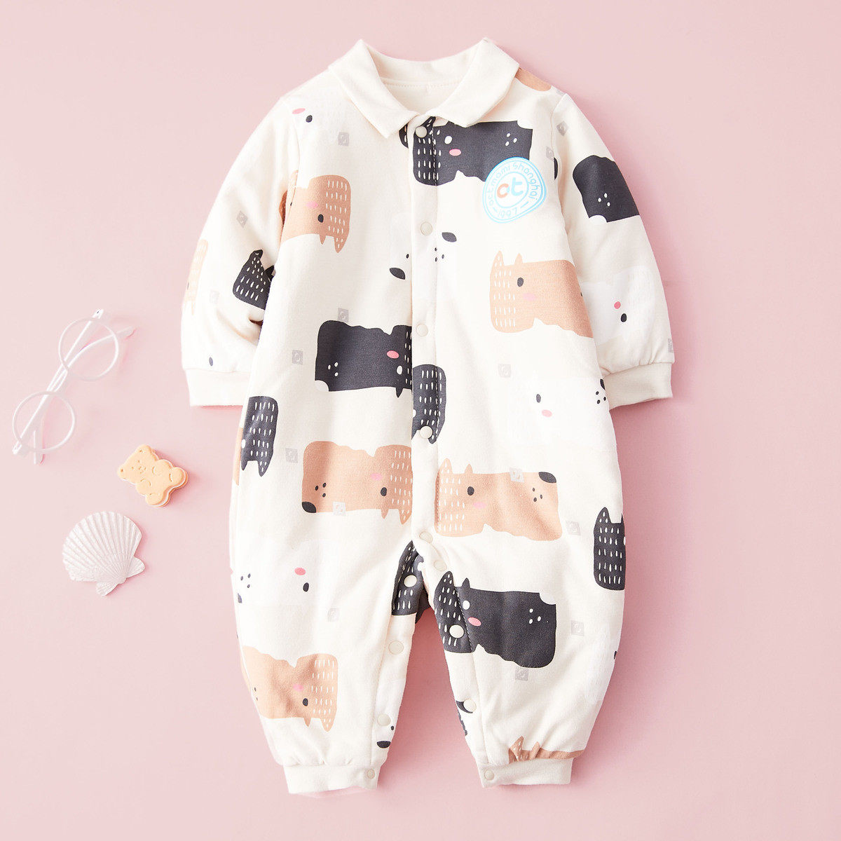 十月妈咪婴儿连体衣服新生儿哈衣男女童