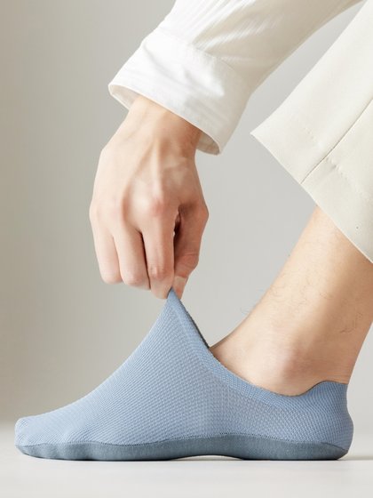 남자를위한 보트 양말 미끄러지지 않고 남자를위한 얇은 여름 양말 얕은 입에서 보이지 않는 면화 얼음 실크 스타킹 남성용 짧은 튜브 남자를위한 보트 양말 미끄러지지 않고 남자를위한 얇은 여름 양말 얕은 입에서 보이지 않는 면화 얼음 실크 스타킹 남성용 짧은 튜브