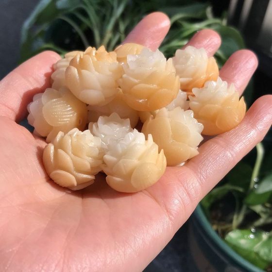 미세 조각 된 보디 뿌리 5 층 연꽃 액세서리 펜던트 팔찌 팔찌 목걸이 수제 DIY 작은 액세서리 비드 미세 조각 된 보디 뿌리 5 층 연꽃 액세서리 펜던트 팔찌 팔찌 목걸이 수제 DIY 작은 액세서리 비드