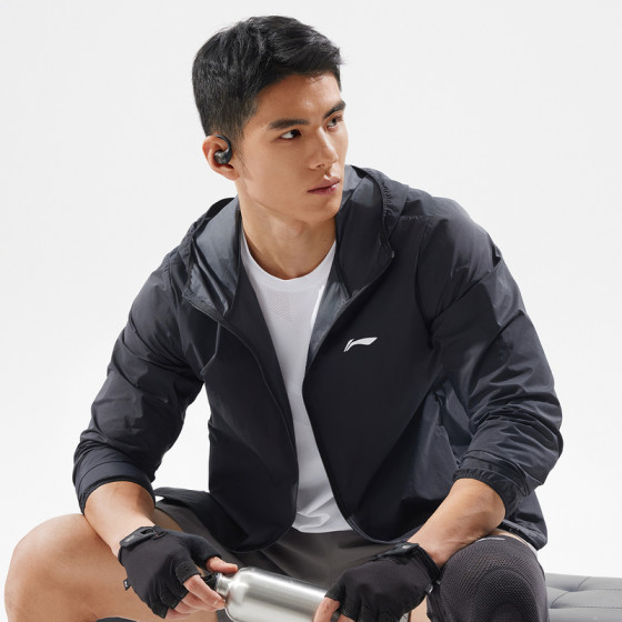 Li Ning Men 's 2025 New Fitness Series Ice Feeling 편안한 느슨한 선 스크린 스포츠 트렌치 재킷 AFDV261 Li Ning Men 's 2025 New Fitness Series Ice Feeling 편안한 느슨한 선 스크린 스포츠 트렌치 재킷 AFDV261