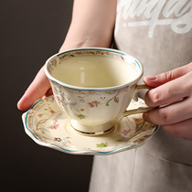 European-style gold-rimmed flower coffee cup and saucer retro pastoral style flower vine ceramic cup and saucer light luxury lace afternoon tea cup and saucer