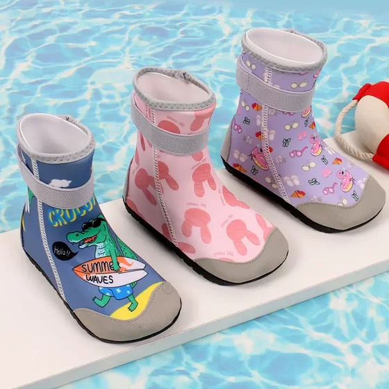 Children's beach shoes anti-slip anti-cut swimming diving socks quick-drying anti-sand foot cover high tube wading adult sea rushing shoes
Children's beach shoes anti-slip anti-cut swimming diving socks quick-drying anti-sand foot cover high tube wading adult sea rushing shoes