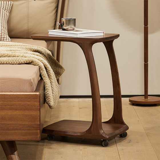 North American Black Hoaca Wood Bring a few mobile sofas can be described as a minimalist wooden bedside small table C -shaped corner North American Black Hoaca Wood Bring a few mobile sofas can be described as a minimalist wooden bedside small table C -shaped corner