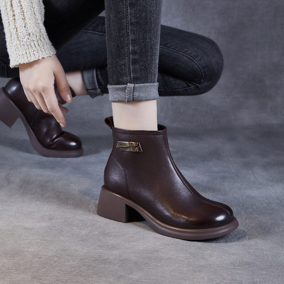 Ou Yijin Slim Short Boots for Women 2024 Autumn and Winter New Soft Cowhide Medium Heel Fashion Single Boots Round Toe Thick Heel Plus Fleece Ou Yijin Slim Short Boots for Women 2024 Autumn and Winter New Soft Cowhide Medium Heel Fashion Single Boots Round Toe Thick Heel Plus Fleece