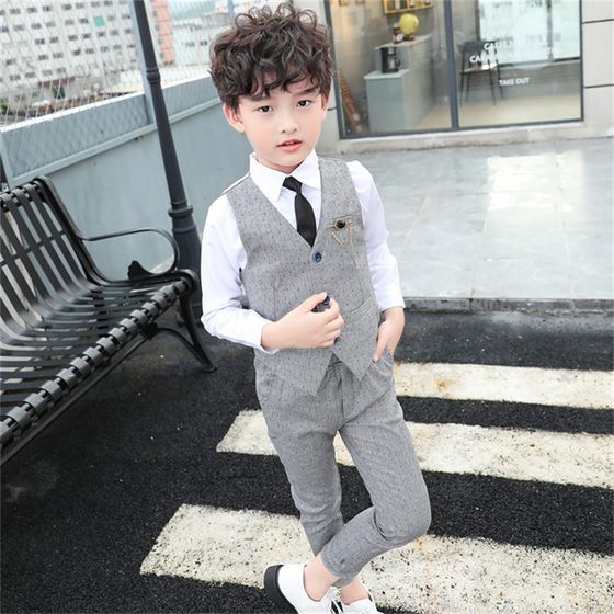 Boys suits for spring and autumn vests two-piece set for boys autumn British jacquard children's dress flower boys performance costume
Boys suits for spring and autumn vests two-piece set for boys autumn British jacquard children's dress flower boys performance costume
